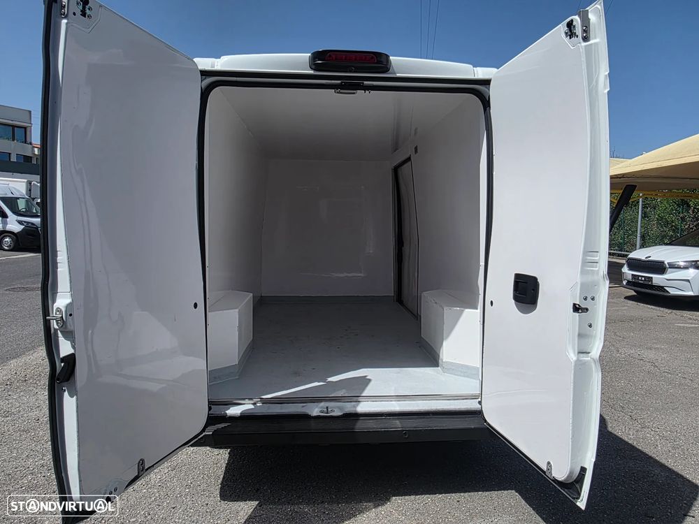 Citroën Jumper 2.2 BlueHDi 35 L3 CD - 37