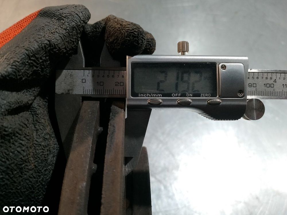 TARCZE HAMULCOWE PRZÓD SKODA FABIA I 1.2 - 3