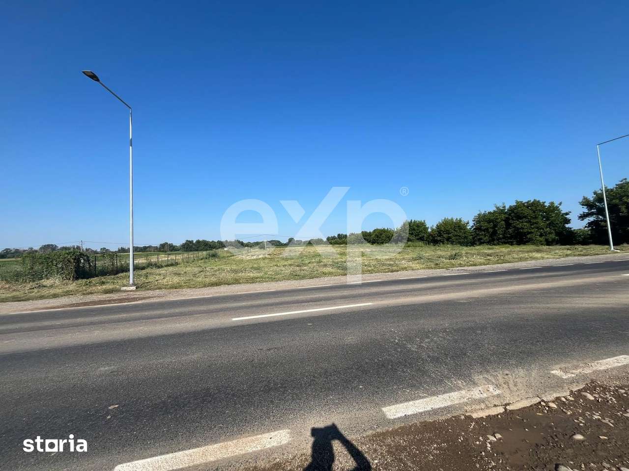 Teren intravilan premium 15.000 mp la DN61 langa Centura Gaesti acces - Imagine principală: 4/13