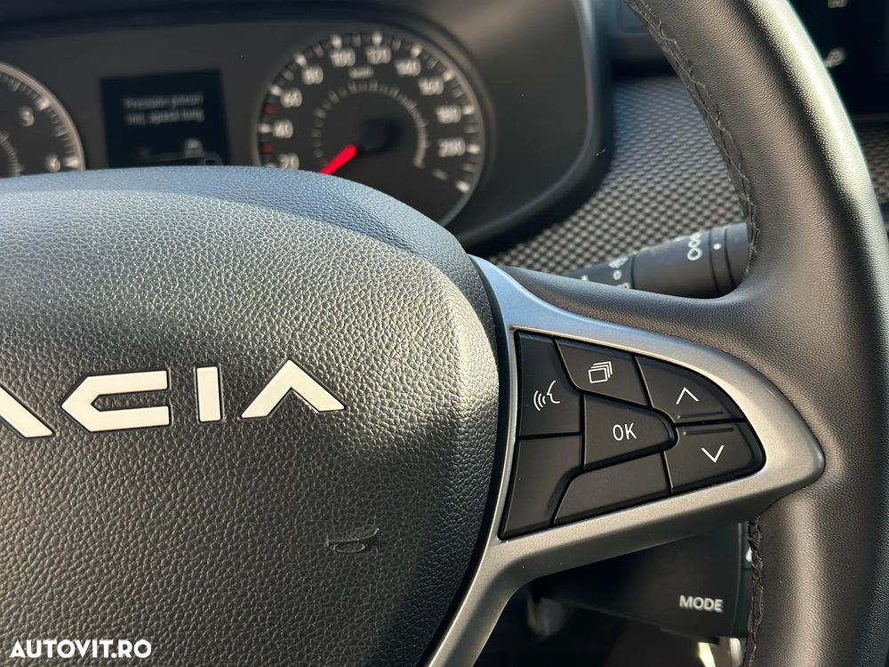 Dacia Logan TCe 90 MT6 Expression - 12