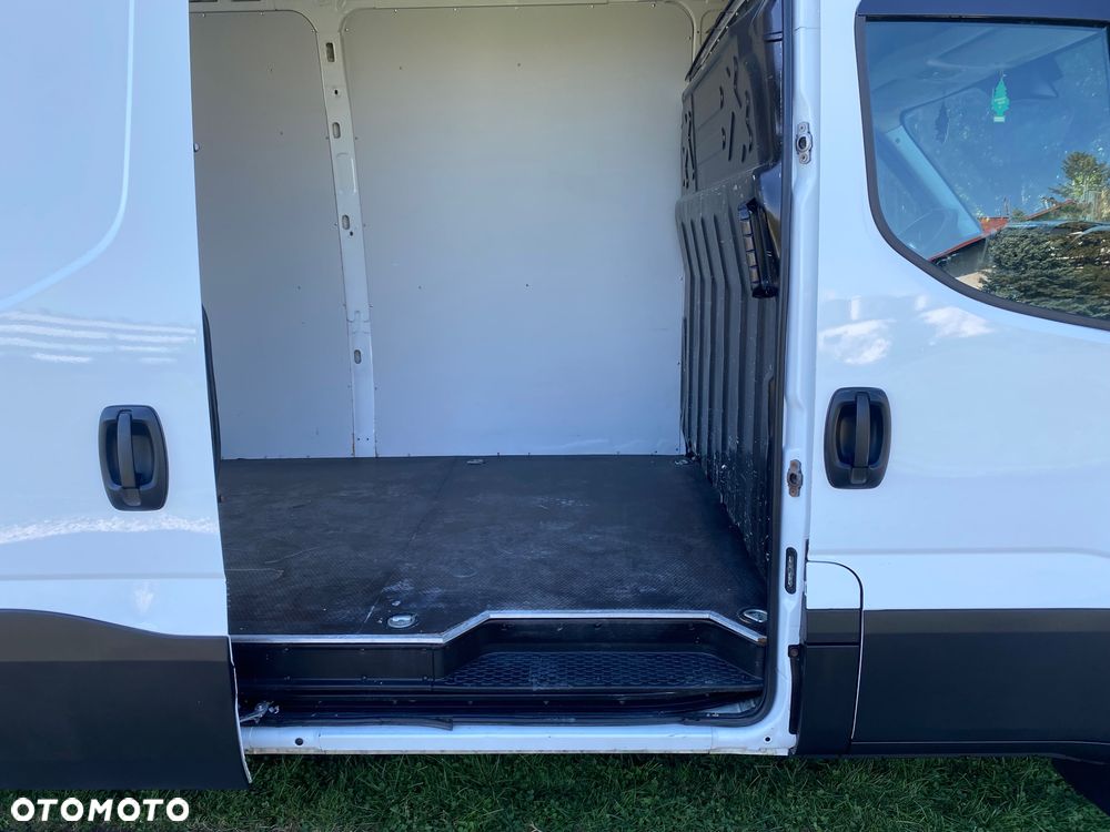 Iveco DAILY 3.0 MAX długi, salon Polska, bezwypadkowy - 15