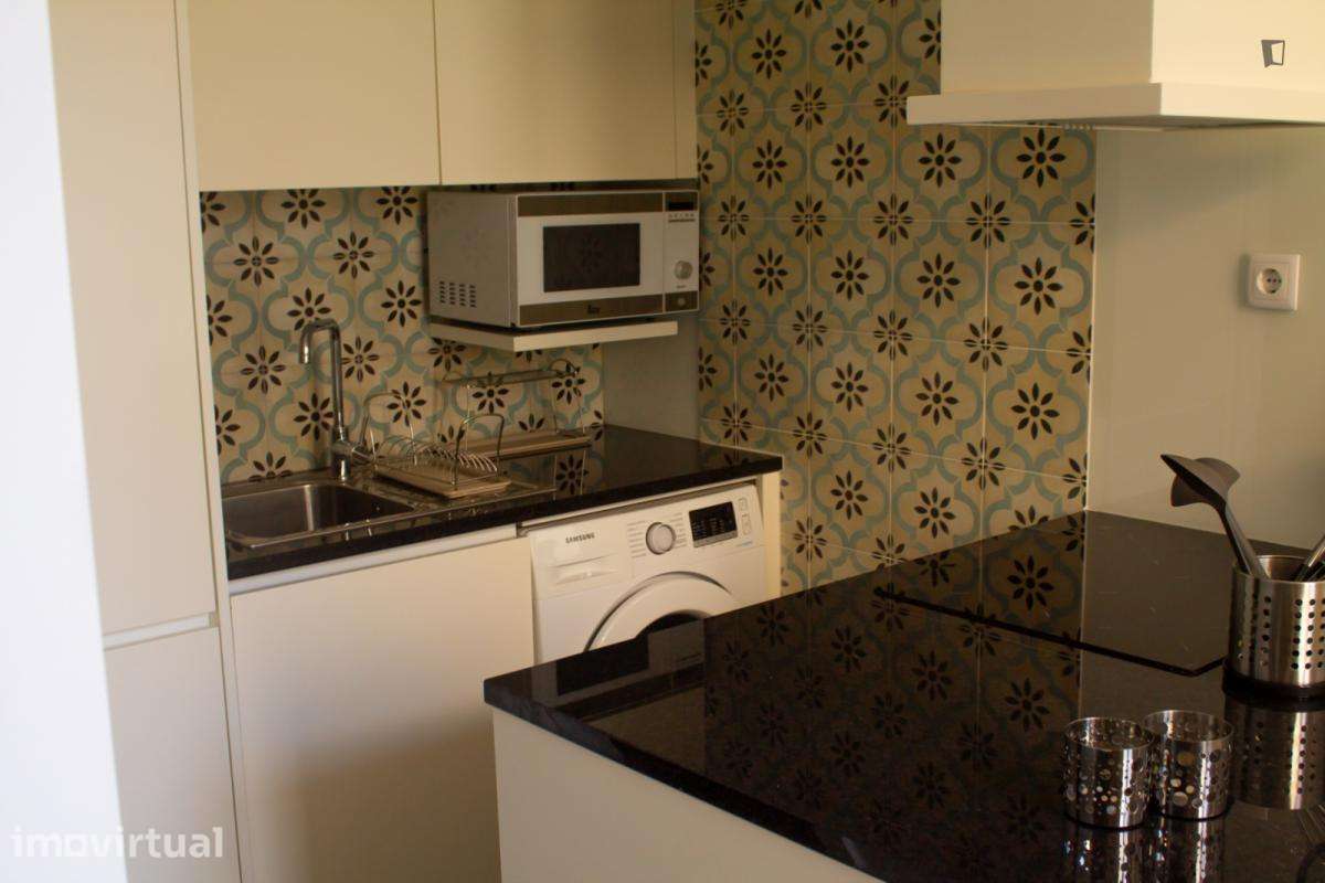 Casa com 1 quartos - localizado em Santo Ildefonso Porto - Grande imagem: 2/12