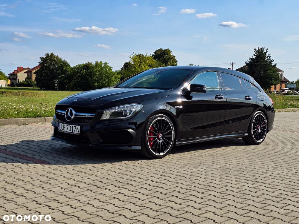 Mercedes-Benz CLA AMG 45 4Matic 7G-DCT - 3