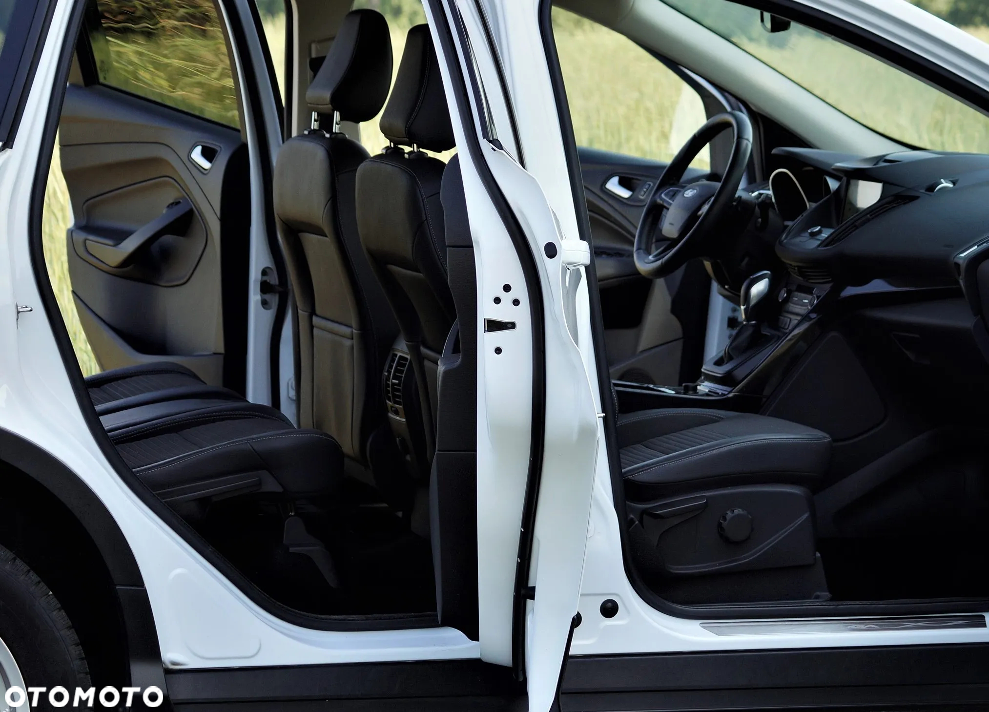 Ford Kuga - 29
