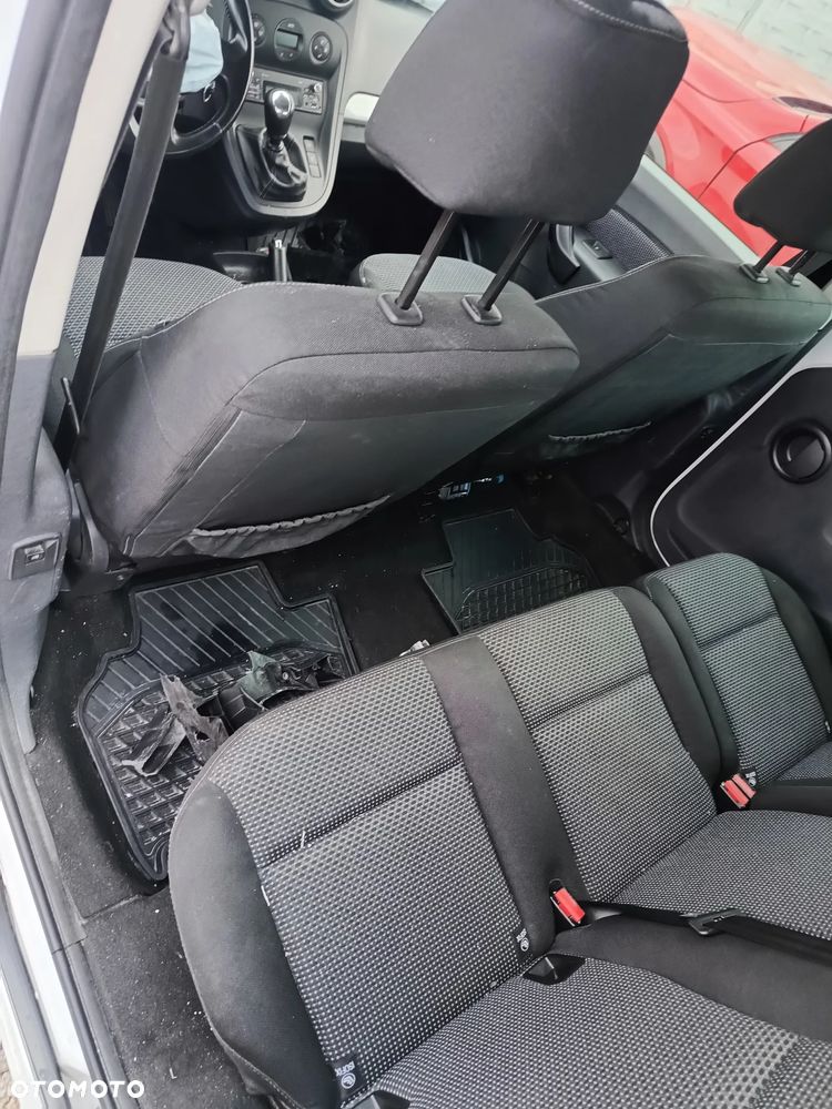 Mercedes-Benz Citan - 12
