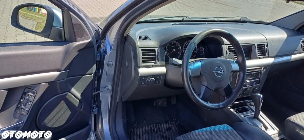 Opel Vectra 1.9 CDTI Automatik - 19