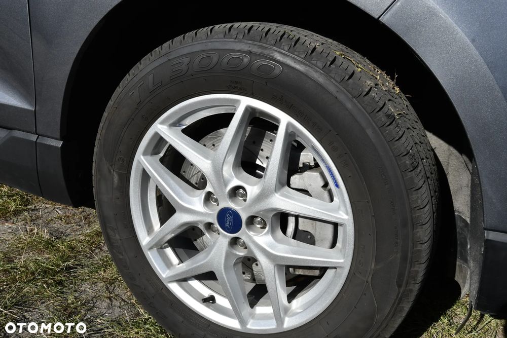 Ford Edge - 16