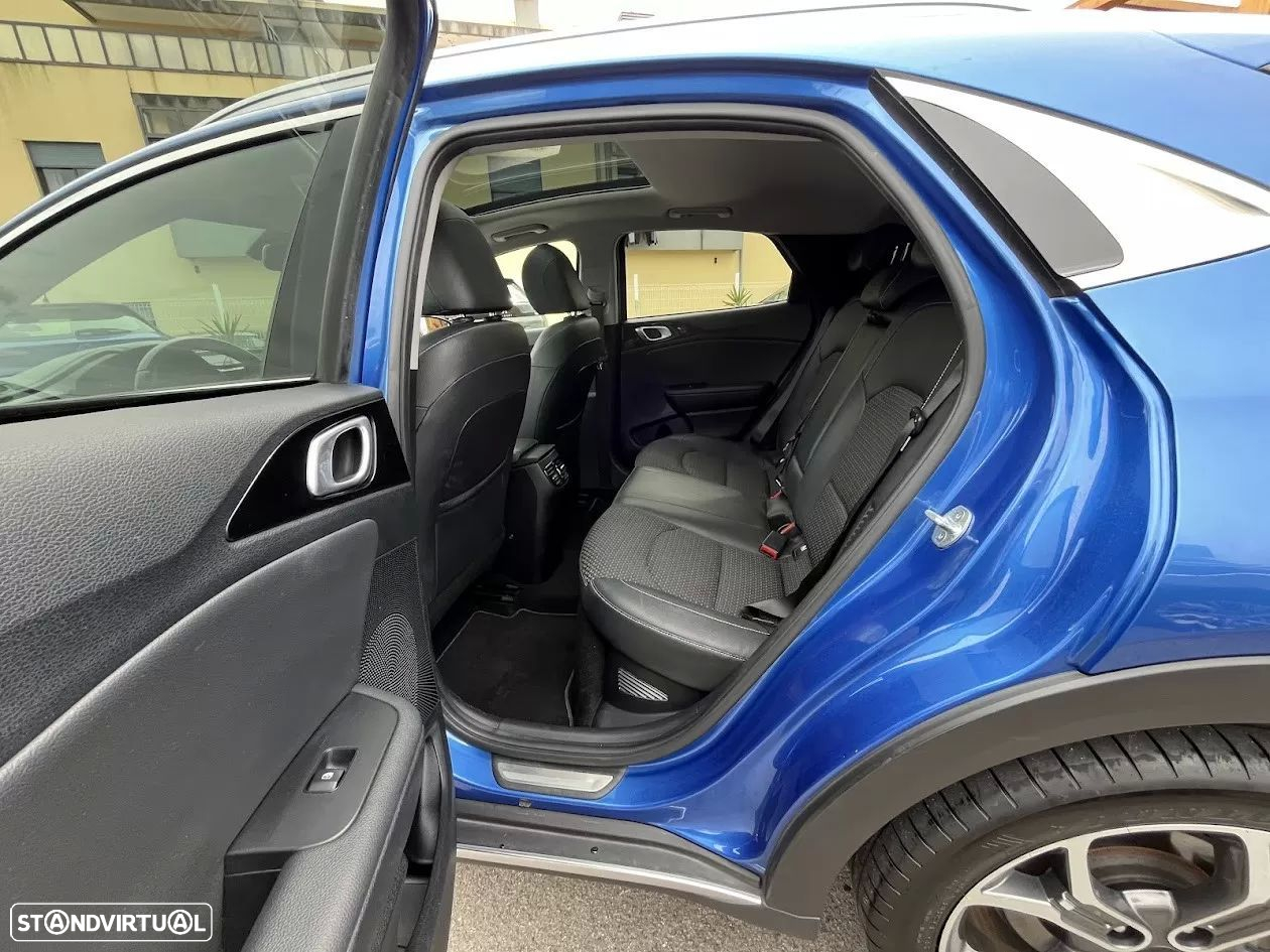 Kia XCeed 1.6 GDi PHEV Drive - 34
