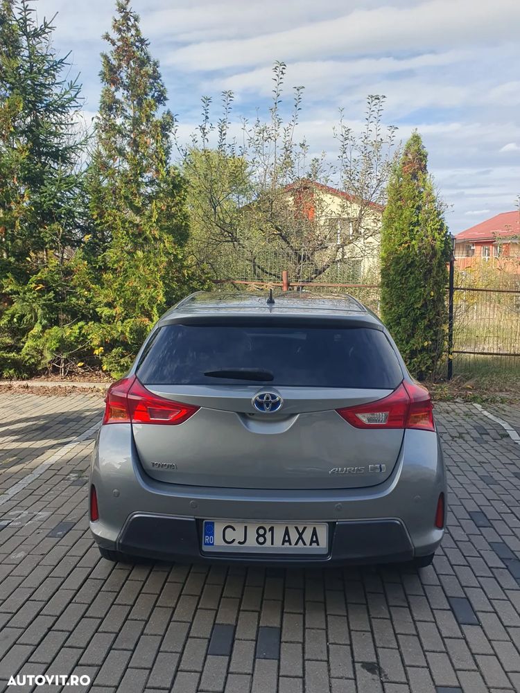 Toyota Auris - 4