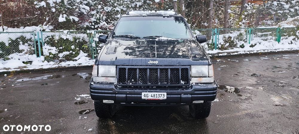 Jeep Grand Cherokee - 10