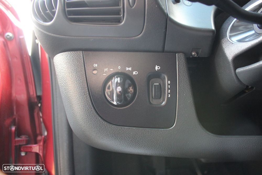 Mercedes-Benz Vaneo 1.7 CDi Family 7L - 19