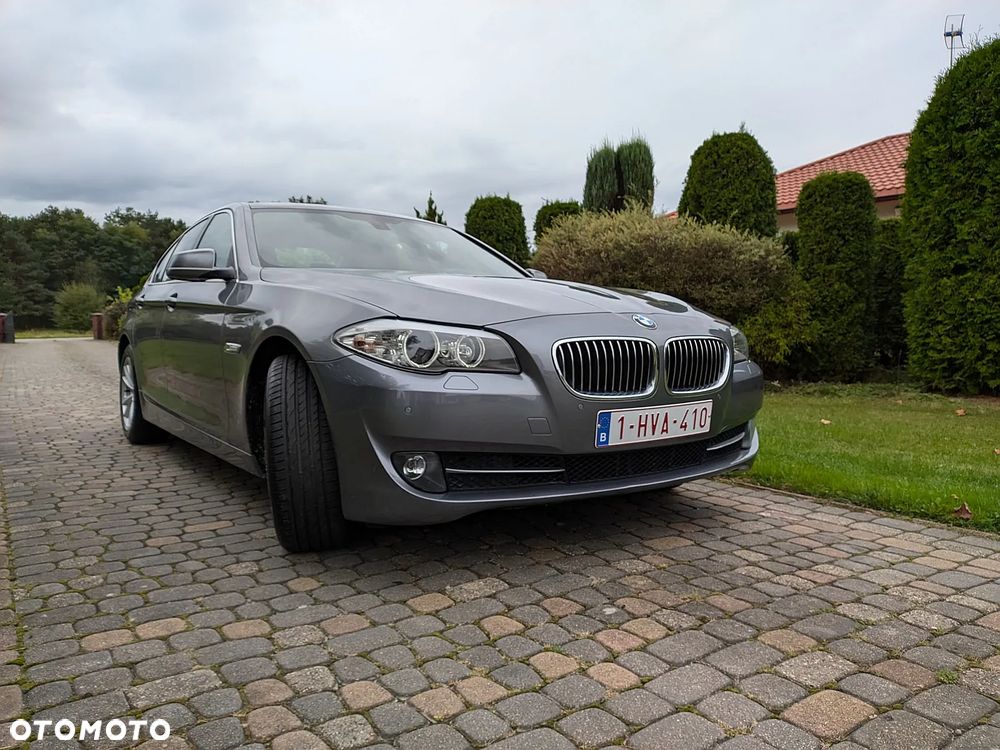 BMW Seria 5 520d - 23