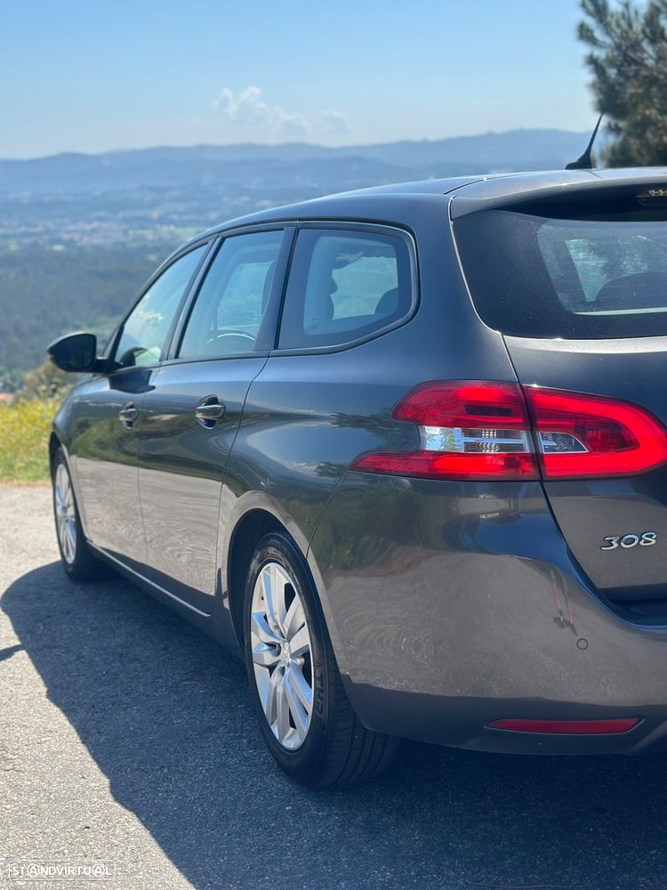 Peugeot 308 SW - 5