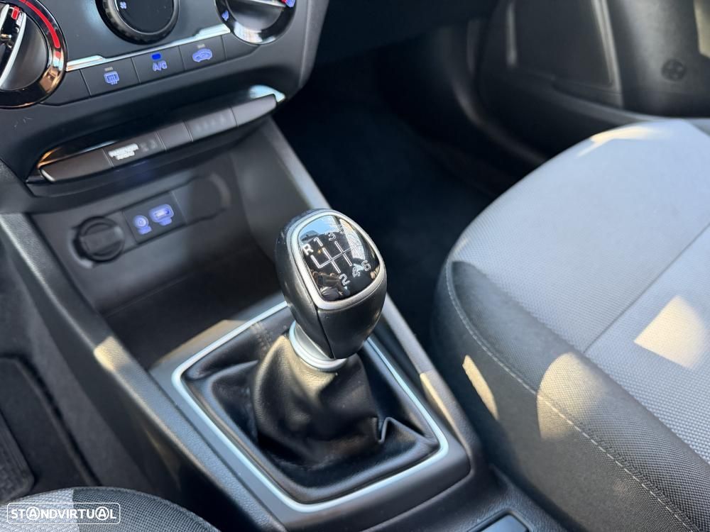 Hyundai i20 1.1 CRDi Access Plus - 18
