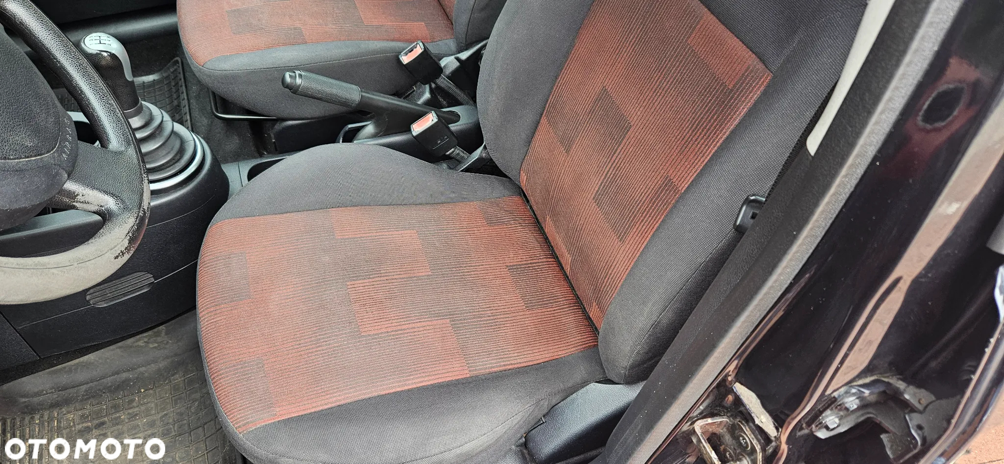 Ford Fiesta 1.4 - 7