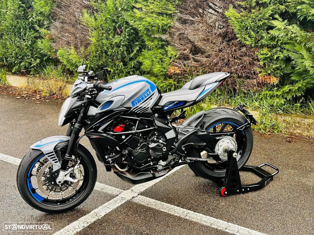 MV Agusta Brutale 800 RR Pirelli Edition - 8