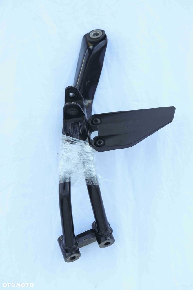 Set Podnóżek Pasażera Prawy KTM Duke 125 - 1