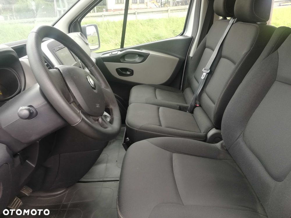 Renault Trafic - 8