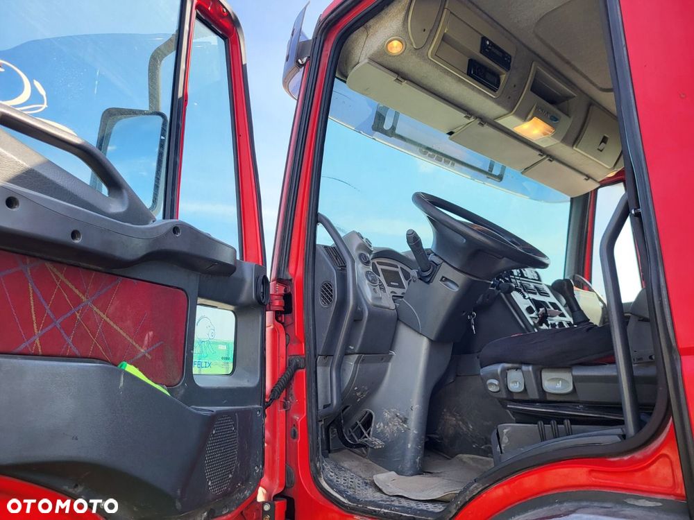 Iveco TRAKKER - 9