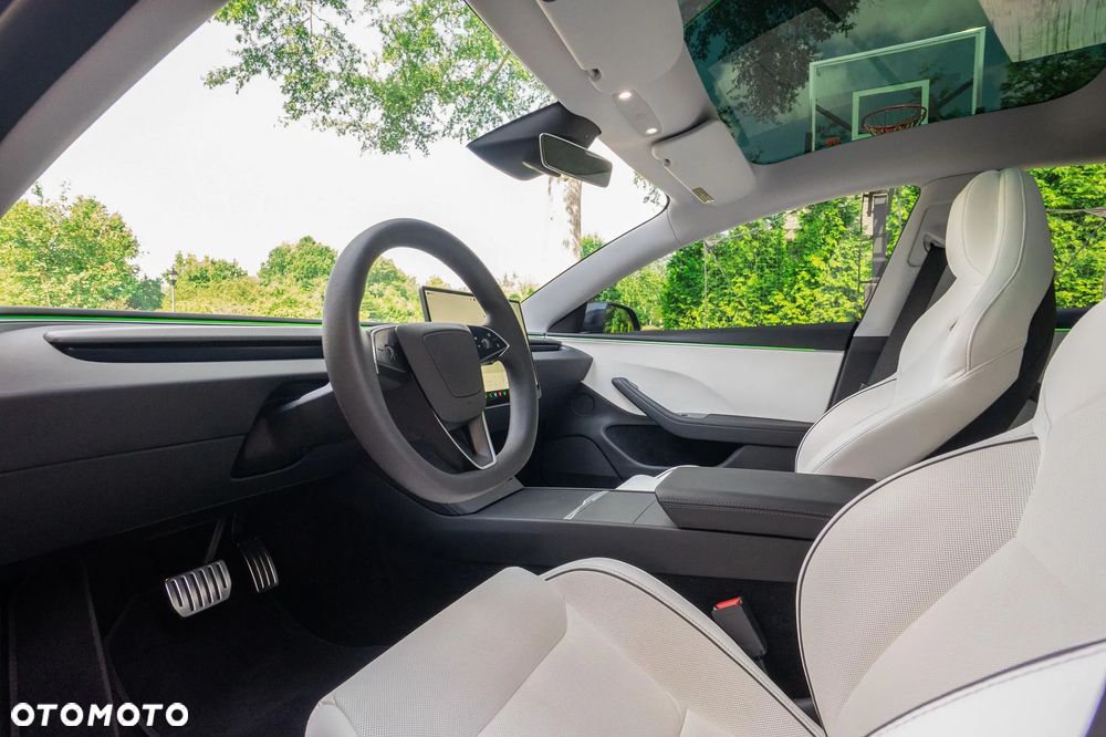 Tesla Model 3 Langstreckenbatterie Allradantrieb Dual Motor Performance - 13