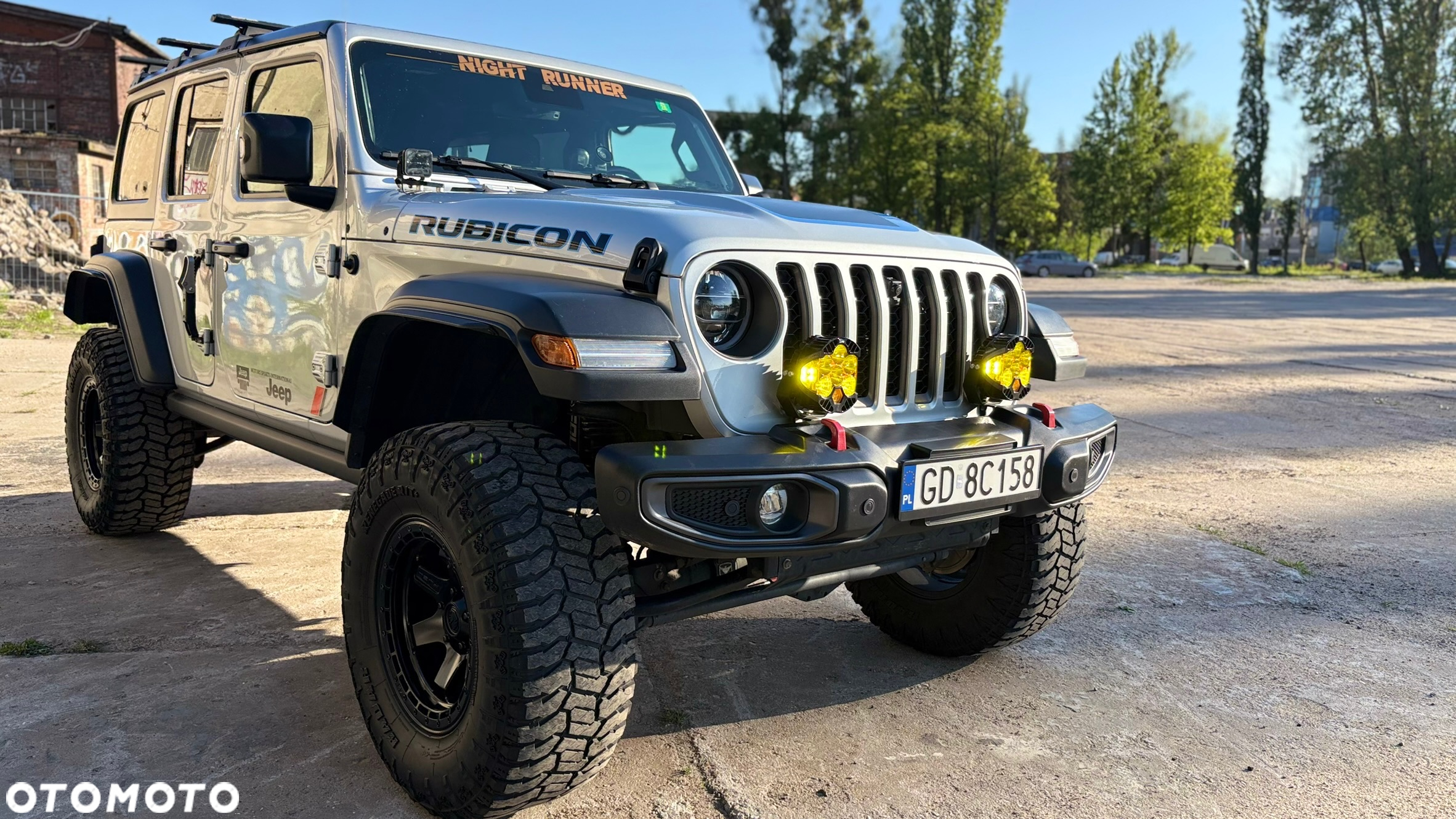 Jeep Wrangler - 8