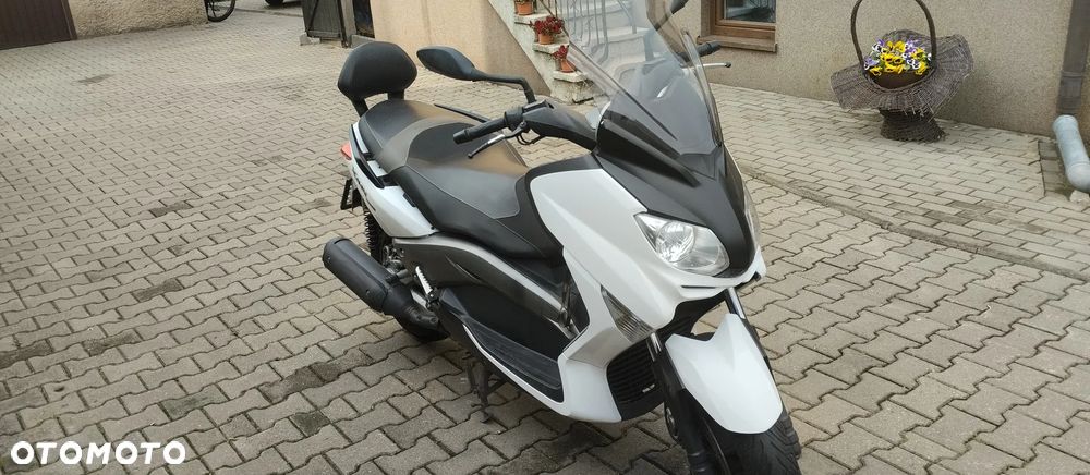 Yamaha X-max - 5