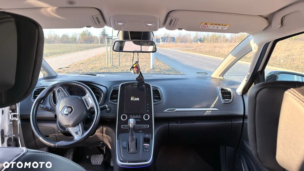 Renault Scenic 1.6 dCi Bose EDC - 9