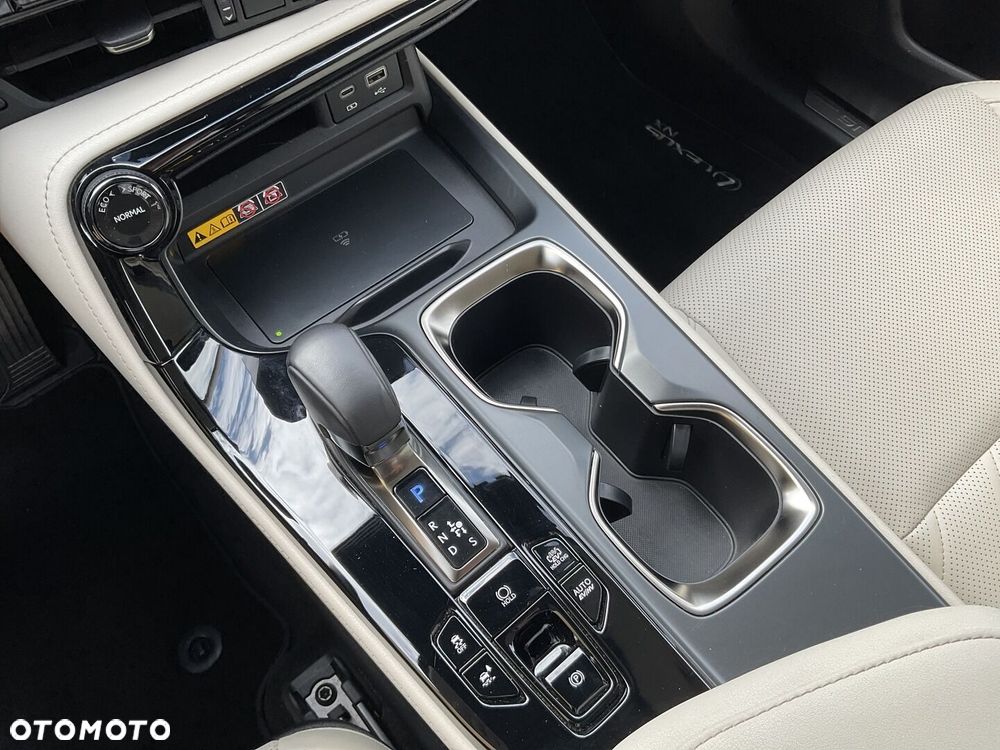 Lexus NX - 30