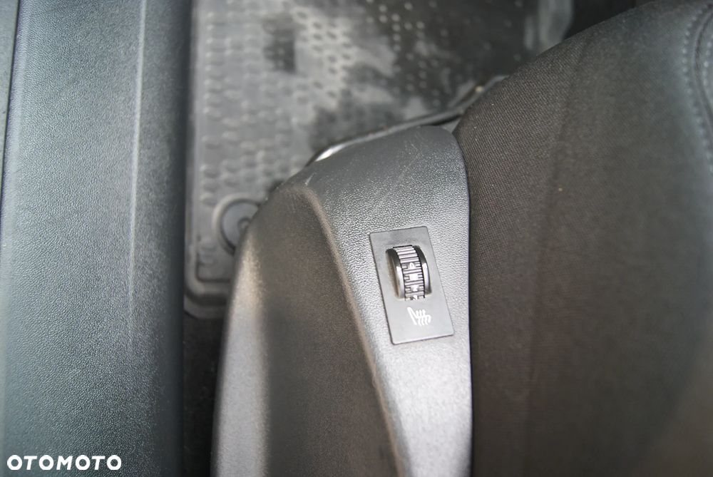 Peugeot 208 82 VTI Allure - 10