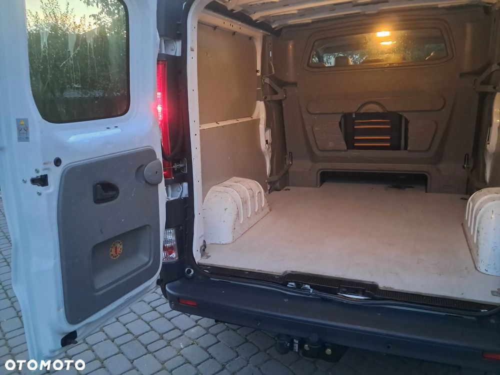 Opel VIVARO - 22