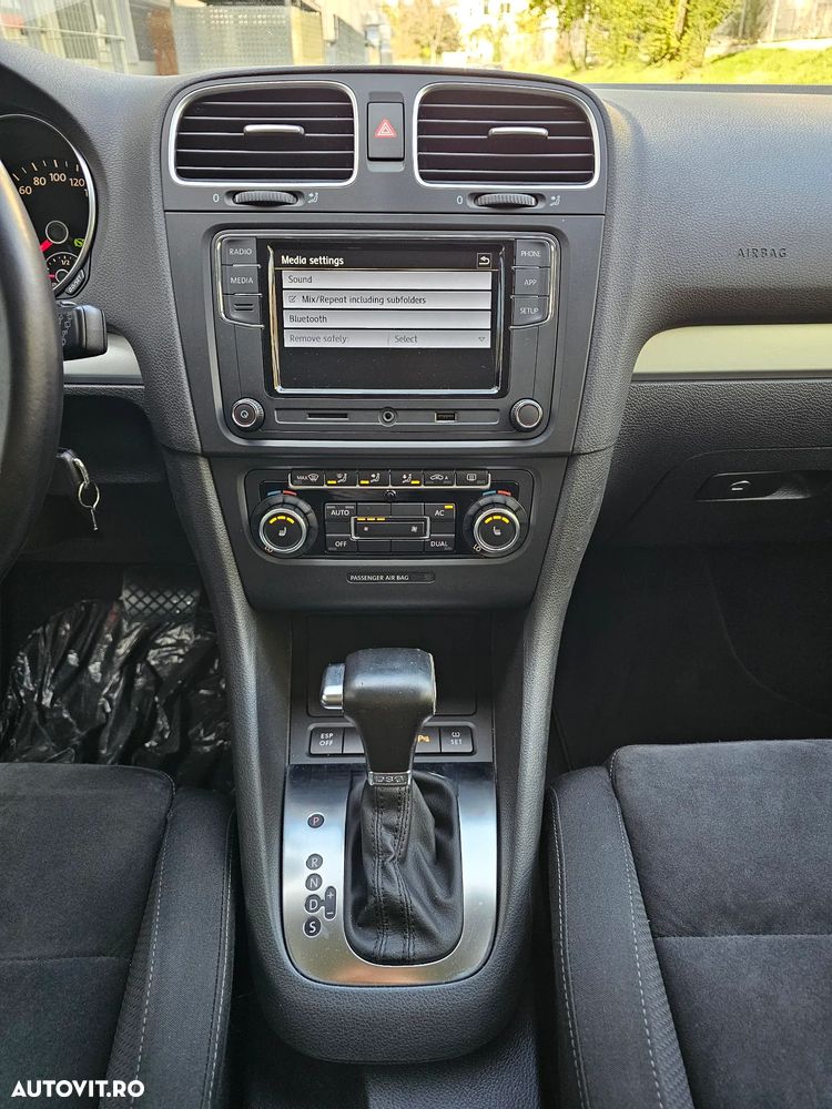 Volkswagen Golf 1.4 TSI Highline DSG - 21