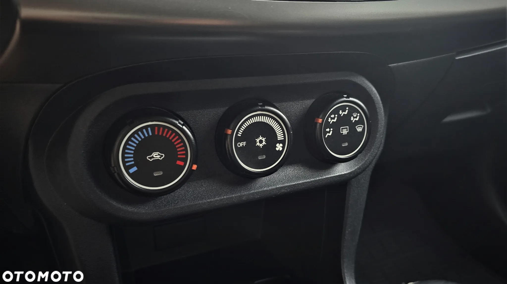 Mitsubishi Lancer Sportback 1.6 ClearTec Plus - 26