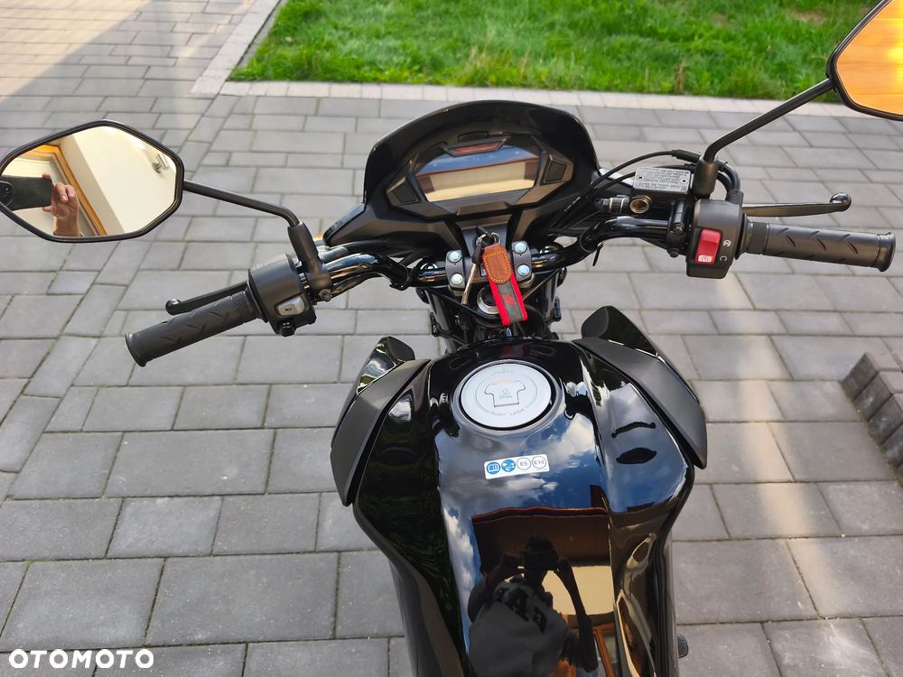 Honda CBF - 24