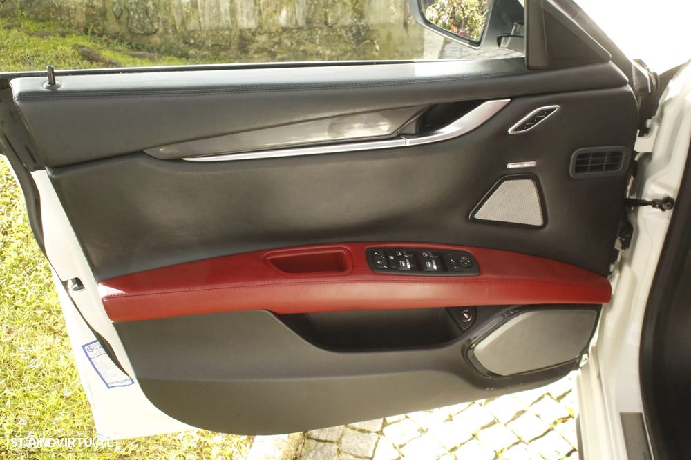 Maserati Ghibli Diesel Auto - 9