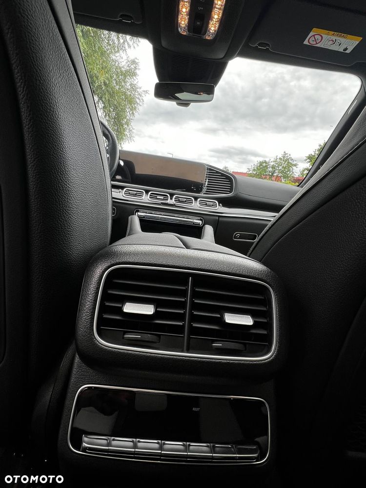 Mercedes-Benz GLE - 24