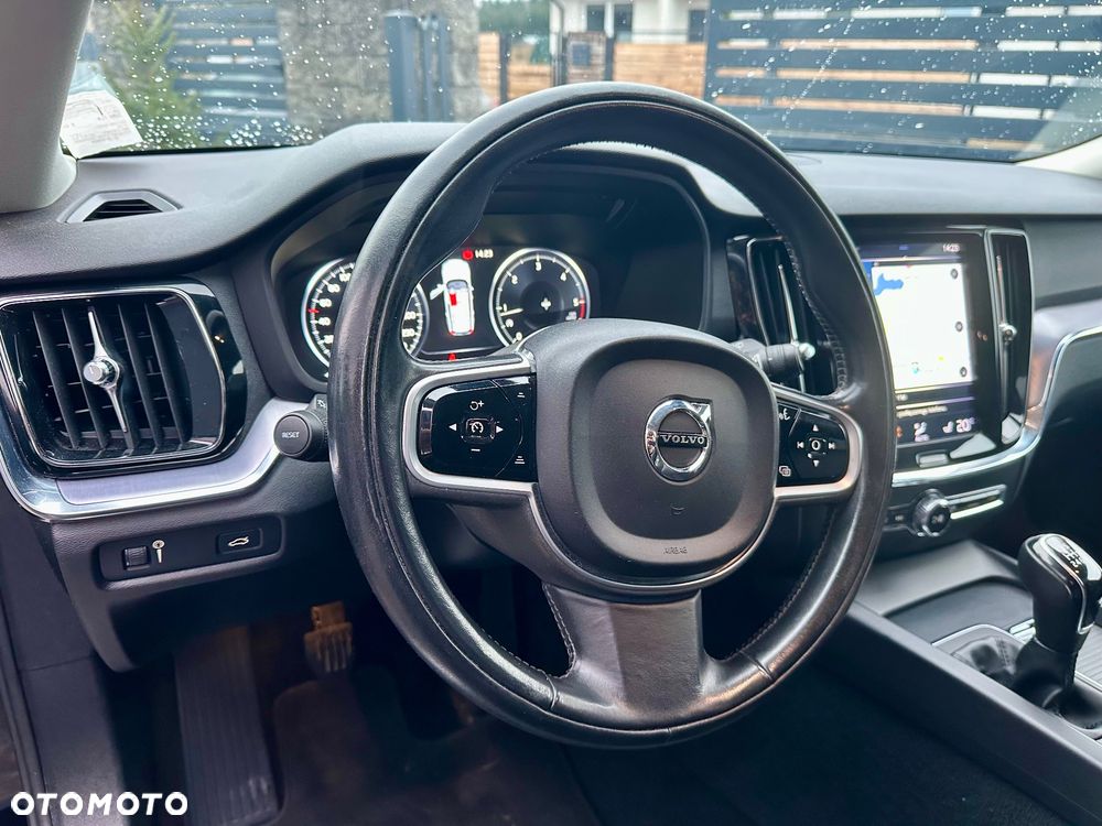 Volvo V60 D3 Summum - 10
