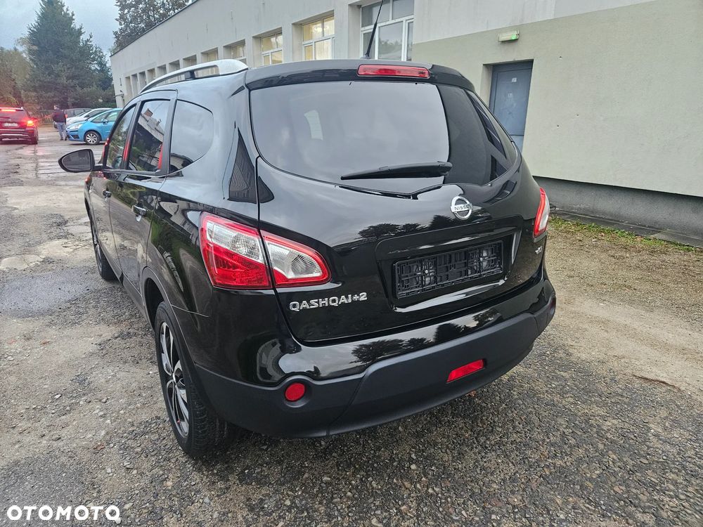 Nissan Qashqai+2 - 5