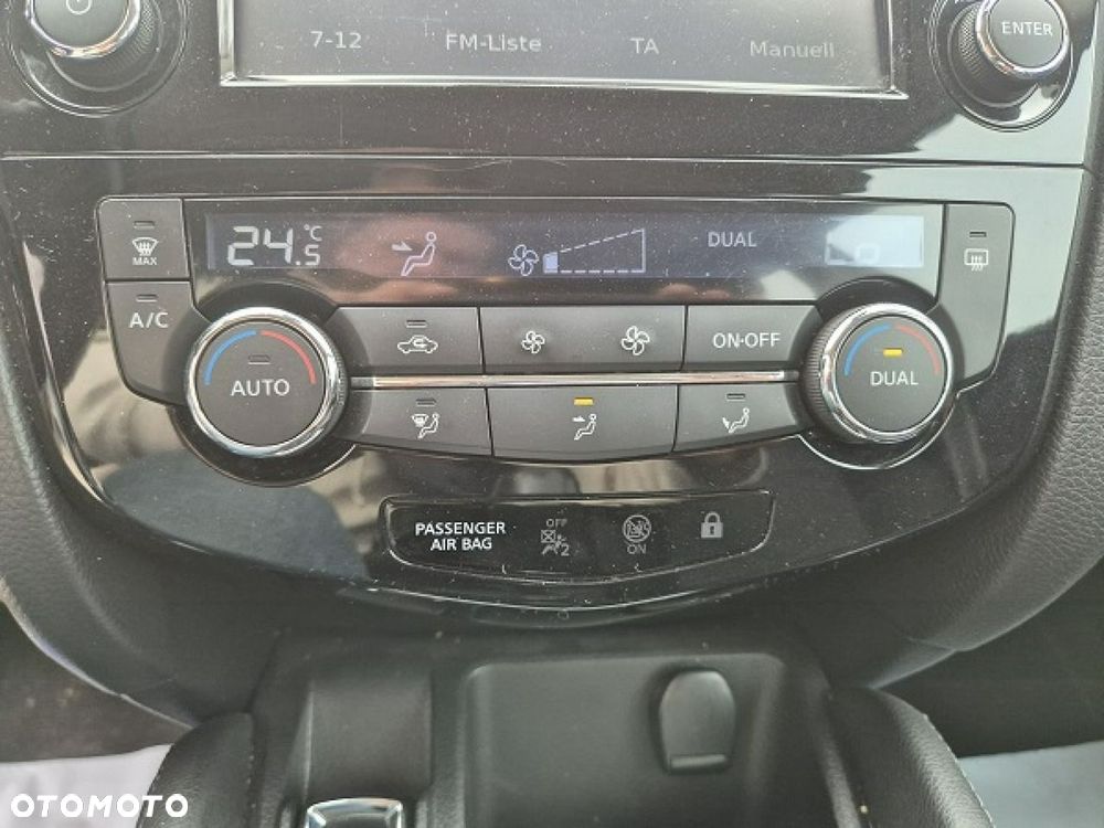 Nissan Qashqai - 25