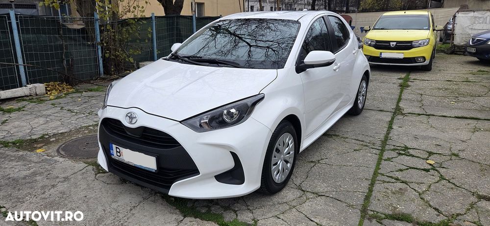 Toyota Yaris 1.5 L Dynamic - 3