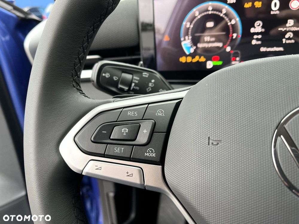 Volkswagen T-Roc 1.5 eTSI Life DSG - 15