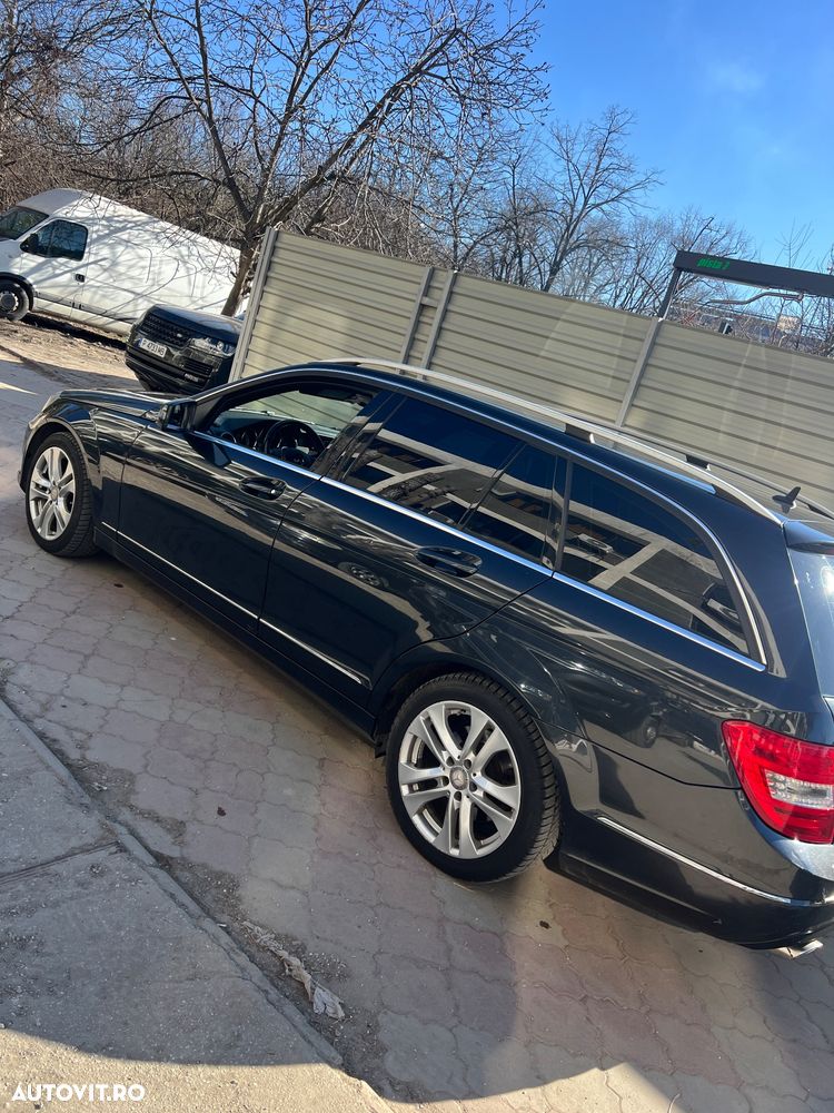 Mercedes-Benz C - 4