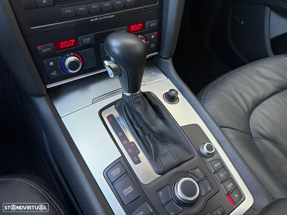 Audi Q7 3.0 TDI Sport Tiptronic - 47