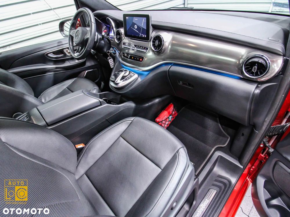 Mercedes-Benz Klasa V 300 d lang 4Matic 9G-TRONIC Exclusive Edition - 11