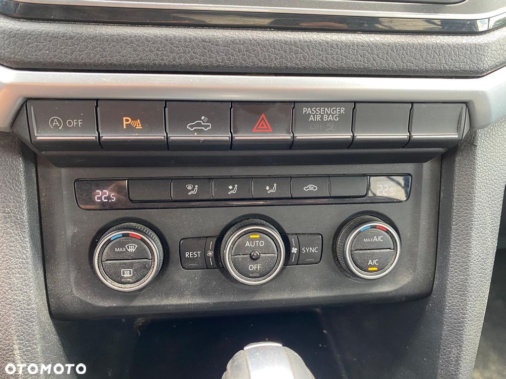 Volkswagen Amarok - 29