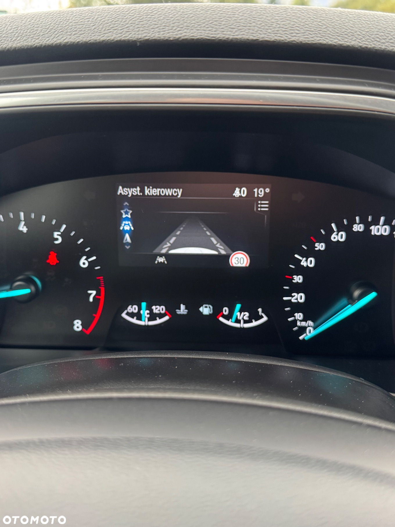 Ford Focus 1.0 EcoBoost Start-Stopp-System TITANIUM DESIGN - 17