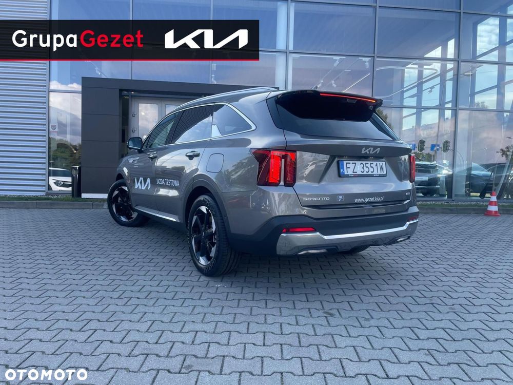 Kia Sorento - 5