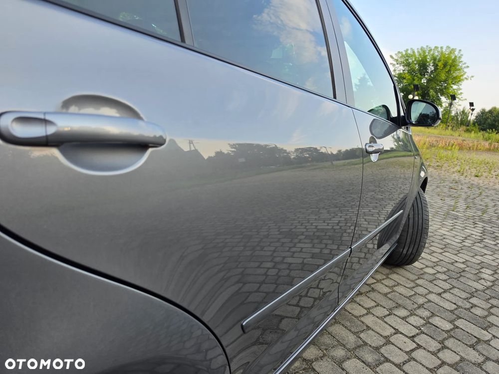 Volkswagen Golf Plus 1.6 TDI Comfortline - 7
