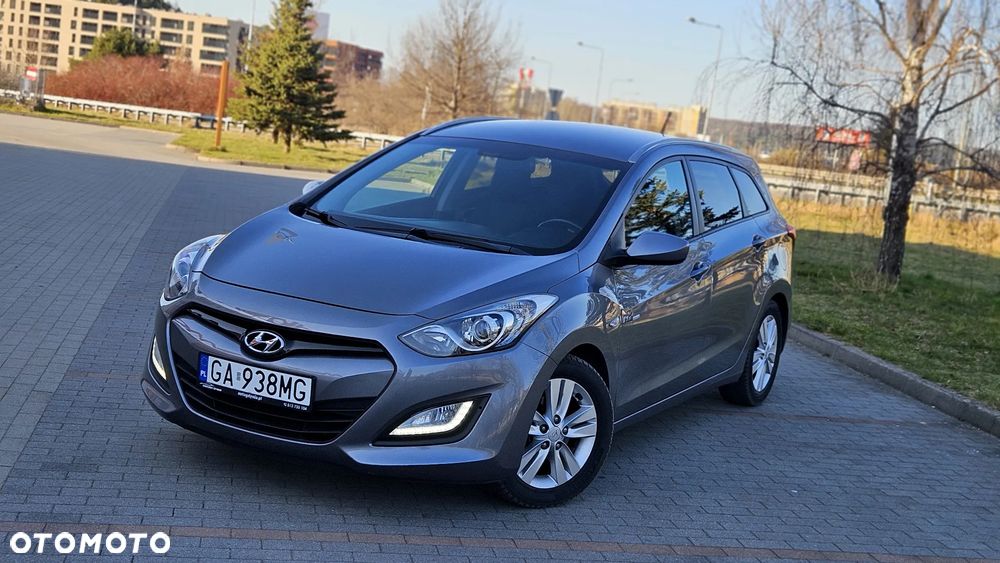 Hyundai i30 1.6 GDI BlueDrive Classic + - 16