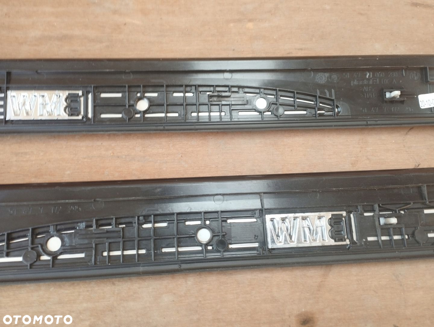BMW E90 E91 Osłona Listwa Progu Prawa Lewa Przód 7172295 7060280 - 7