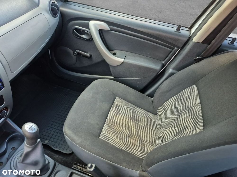 Dacia Sandero - 10